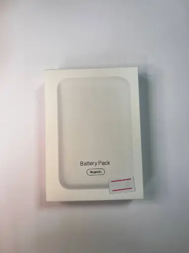 Внешний аккумулятор Battery Pack (Magnetic) для IPhone Белый