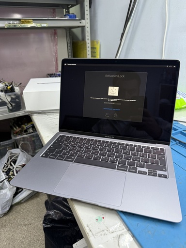[LOCAL-B00020] Apple Macbook Air 13-inch 8\256 A2337